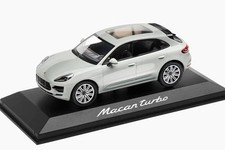 Minichamps 1/43 Porsche Macan Turbo 2018 Light Grey PORSCHE MACAN TURBO LIGHT