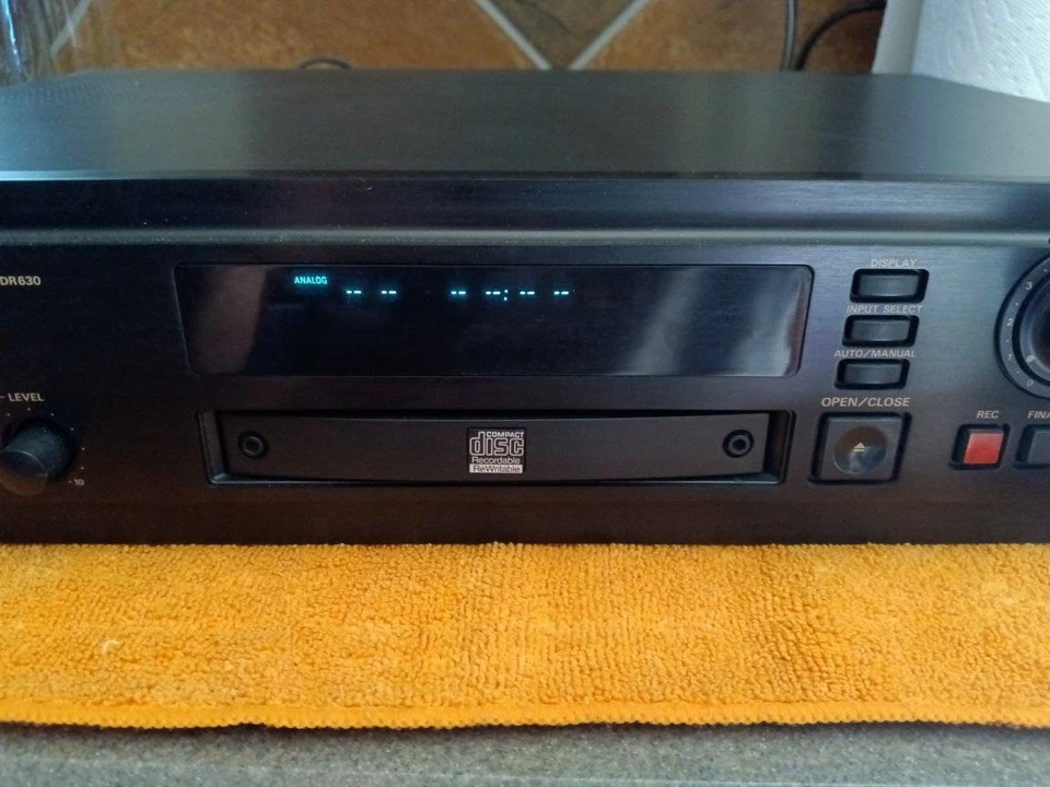Marantz Model CDR630 Professional CD Compact Disc Recorder. Rack Mount. - Image 4 of 4