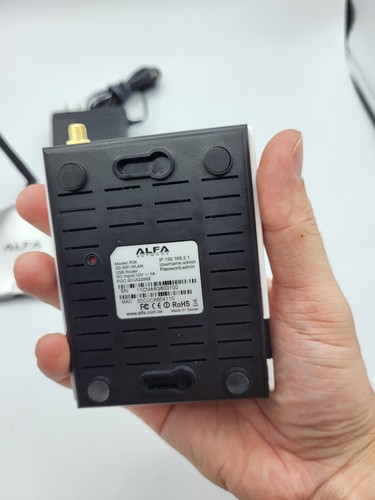 ALFA Network R36 802.11 b/g/n 3G Mobile Router And Adapter AWUS036H - Picture 3 of 5
