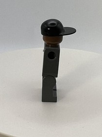 Lego Batman 2006 Minifigure  Arkham Asylum Guard 7785 2006 Brown (Missing Arm)