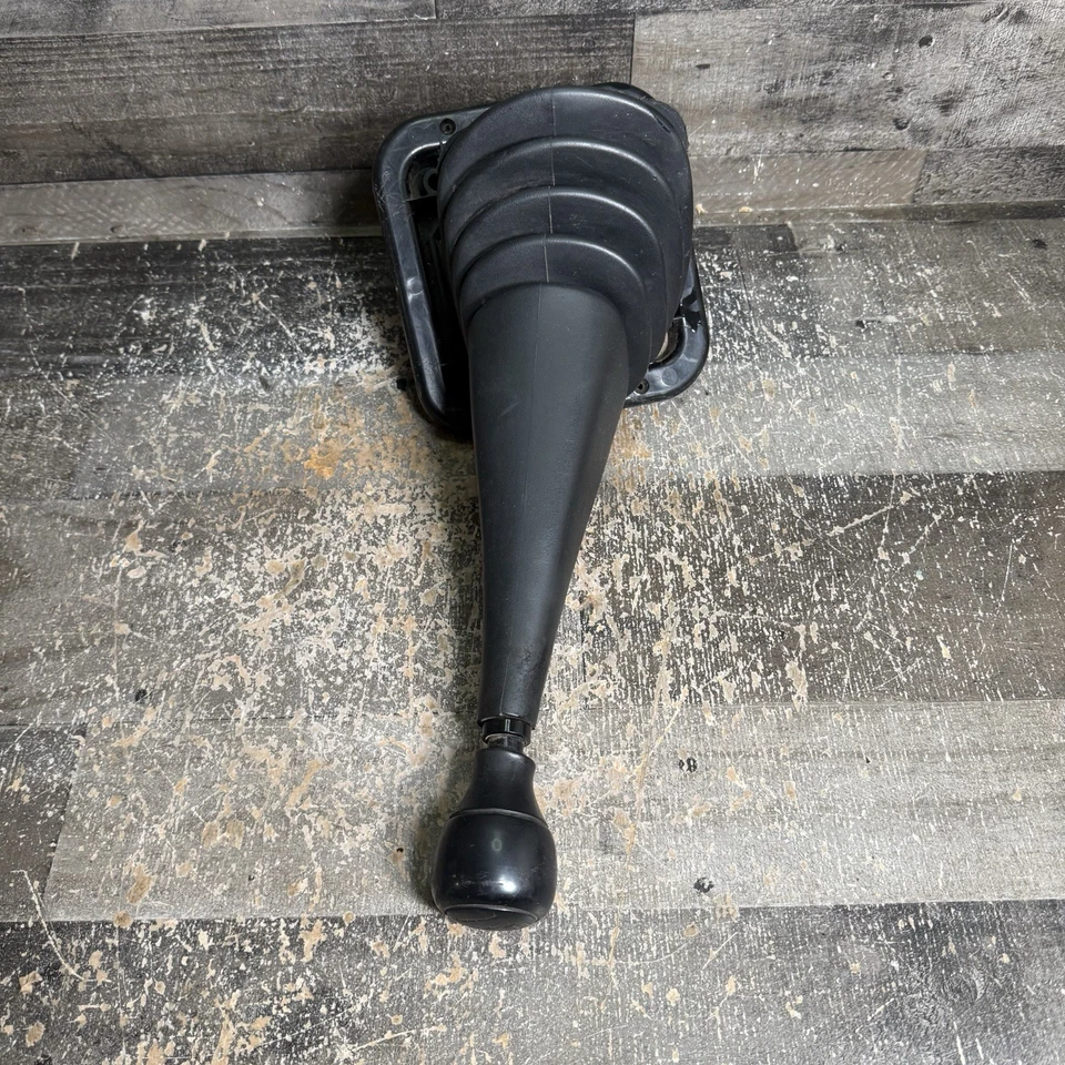 Manija de cambio de transmisión manual Ford Ranger 1995-2011 con perno y maletero OEM Foto 3 de 4