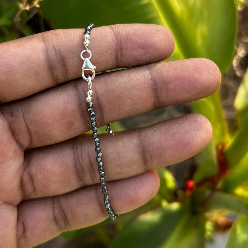 Hermosas pulseras de cuentas redondas facetadas de pirita de 2-3 mm de 6-8"" para hombres y mujeres Foto 3 de 4