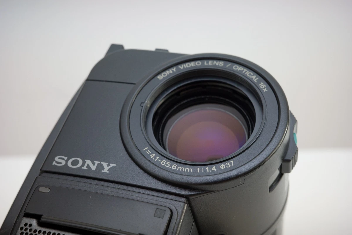 Videocámara de video Sony Handycam CCD-TR411E 8 XR para configuración de cinta o sin cinta