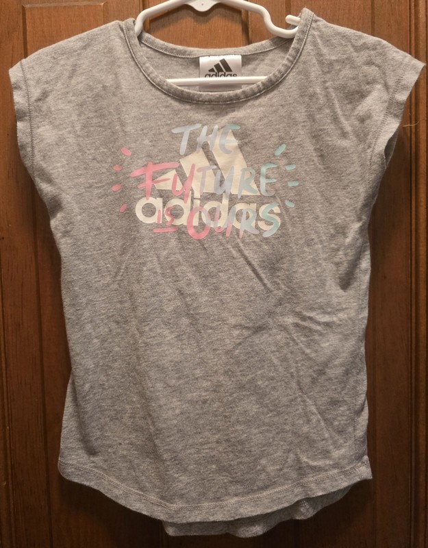 Adidas  Girls'  Graphic  shirt -Size 4T 