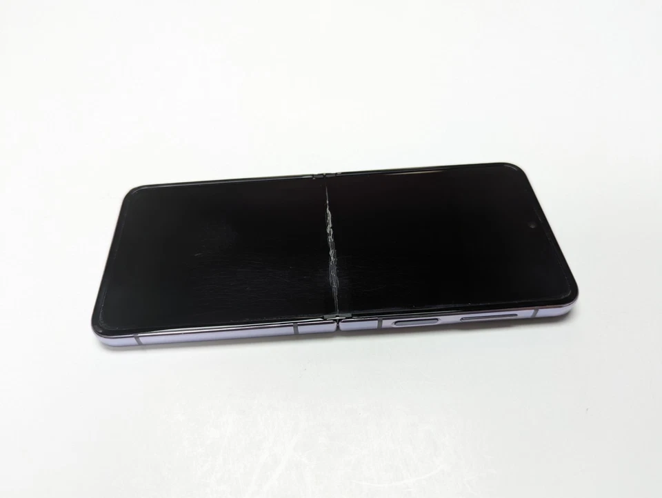 Samsung Galaxy Z Flip4 5G 512GB SM-F721U Purple (Unlocked) ✅ SCREEN CREASE - Image 4 of 4