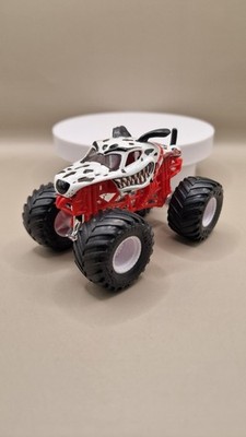 Monster Jam Monster Mutt, Dalmatiner rot weiß Reifen 1:64 selten Die Cast Truck