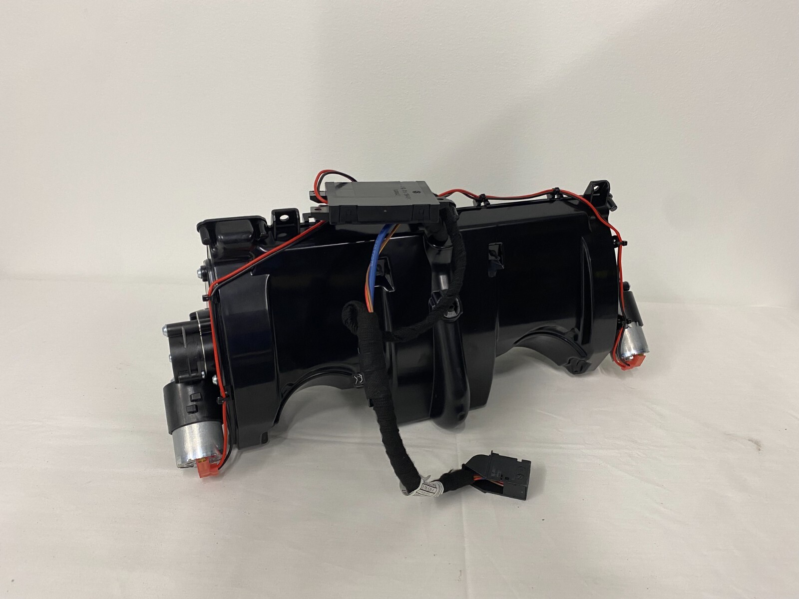 51-45-9-633-237 Rolls Royce Phantom Central Information Retracter
