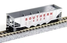 MRC 83221 N Scale Model Power 40' 4 Bay Hopper-Southern