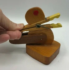 Vintage Clothespin Wood Duck Note Letter Mail Holder Recipe Card Clip Folk Art