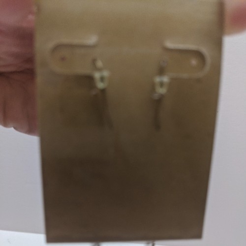 Southern Bling goldfarbene hängende Ohrringe mit türkisfarbenen Perlen - Bild 3 von 3