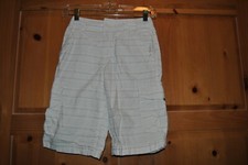 BOY'S URBAN PIPELINE WHITE/GRAY STRIPES CARGO SHORTS SIZE 10 SLIM. ADJUST WAIST