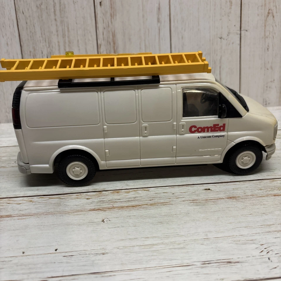 DG Productions Com Ed GMC Savana Van Model 1997-1-1 Piggy Bank Lights Up - Image 3 of 4