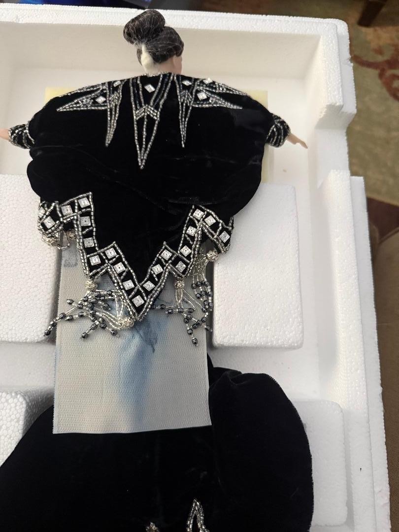 House of Erte Symphony In Black Limited Edition Sculpture Figurine Franklin Mint