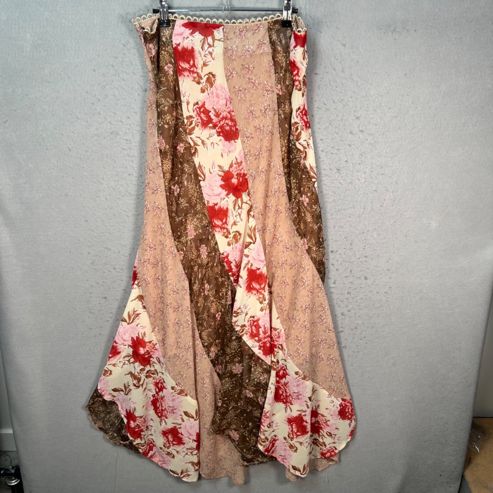 Current Mood Womens Large Floral Patchwork Maxi S… - image 2