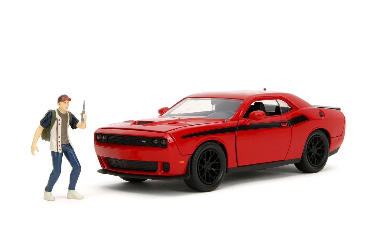 Dodge Challenger Hellcat Miniature 1:24 – Rouge Lumière Son – CCA