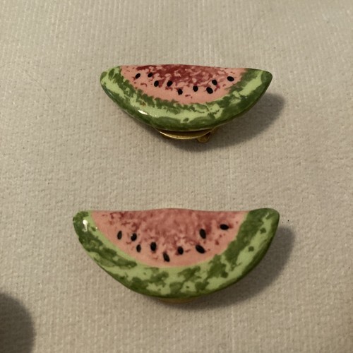 Set of 6 Ceramic Button Covers, 4 Watermelons 2 Hearts, Hand Made, Hand Painted - Picture 3 of 9