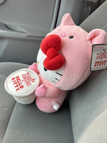 NEW HELLO KITTY PLUSHY - Picture 2 of 4