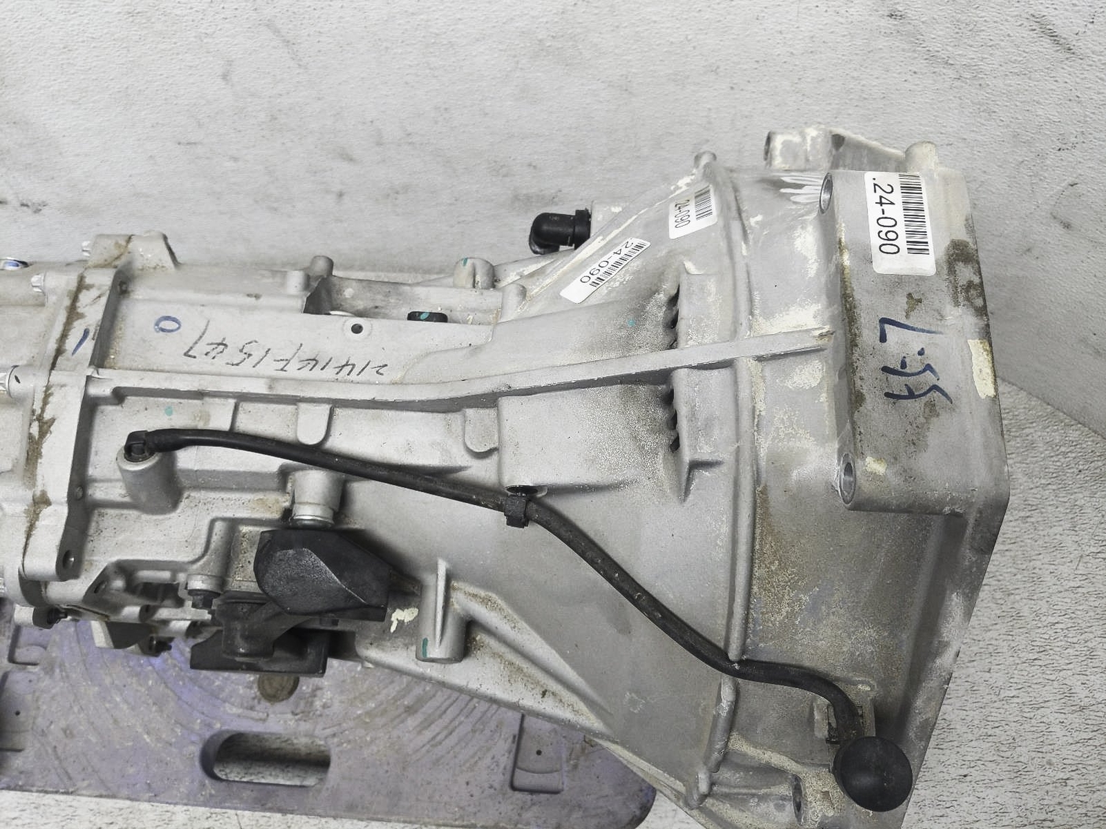 2019-2022 Ford Mustang Manual Transmission Gearbox 26K Miles Jr33-7003-Dd