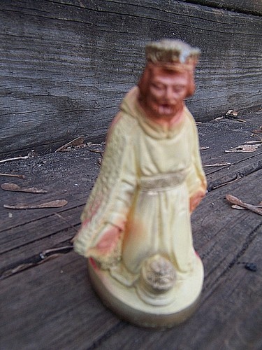 Vtg 1940-50s Fontanini Nativity kneeling WISEMAN KING cream color 5" Balthazar - Picture 2 of 4