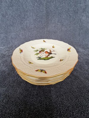 HEREND PORCELAIN HANDPAINTED ROTHSCHILD BIRD DESSERT PLATES (1520/RO) 6pcs.