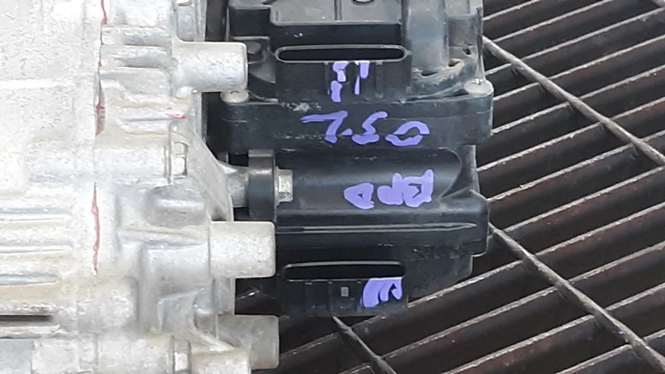 08 2008 LEXUS LX570 5.7L AWD TRANSFER CASE ASSEMBLY 92K MILES — 第 4/4 张图片