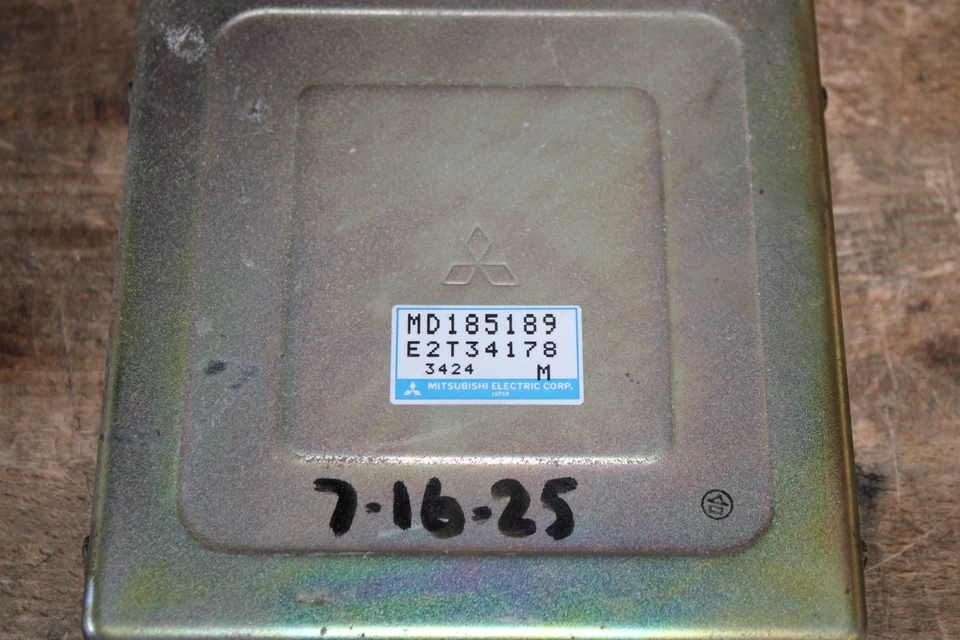 MITSUBISHI MIGHTY MAX 1993 2,4 L MT ECM ECU MÓDULO DE MOTOR computadora MD185189 Foto 4 de 4