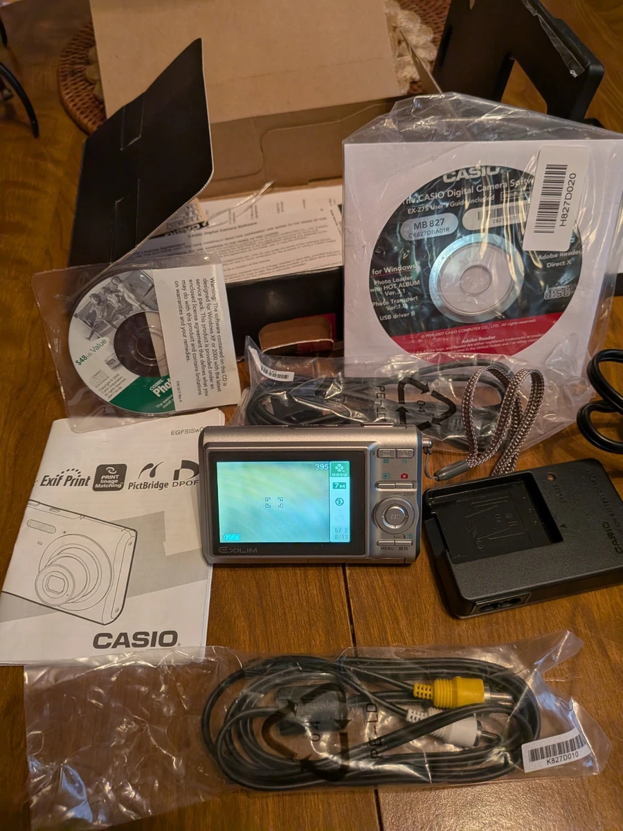■ ほぼ新品 ■ カシオ 　CASIO EXILIM EX-Z75 シルバー Amazon | カシオ Exilim EX-Z75 7.2MP デジタルカメラ 3倍振動防止光学