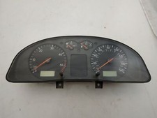 VW Passat B5 3B2 Tachometer 3B0920902A 1.9 Diesel 1999 Rechtslenker