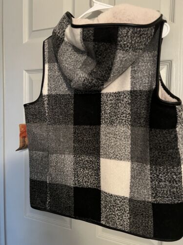 NWT Ruff Hewn Women Black/White plaid hooded vest with sherpa lining Size L - Picture 2 of 5