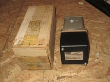 Parker W0154-311PP Automatic Binary Regulator 