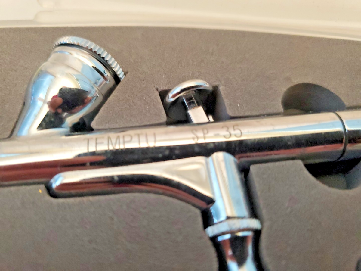 TEMPTU proエアブラシ⁄コンプレッサーセット : TEMPTU Pro