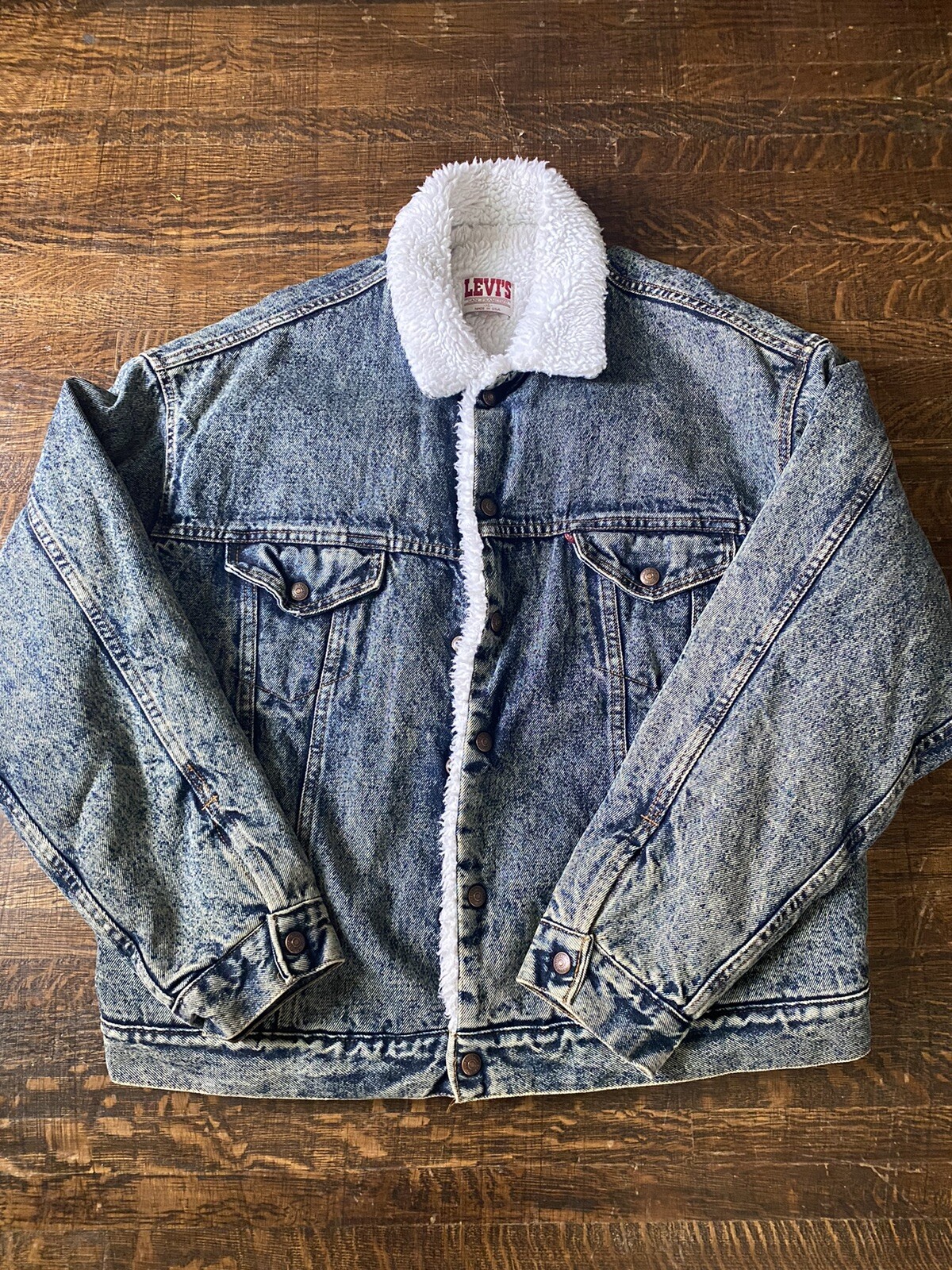 VINTAGE LEVIS SHERPA LINED DENIM JACKET 