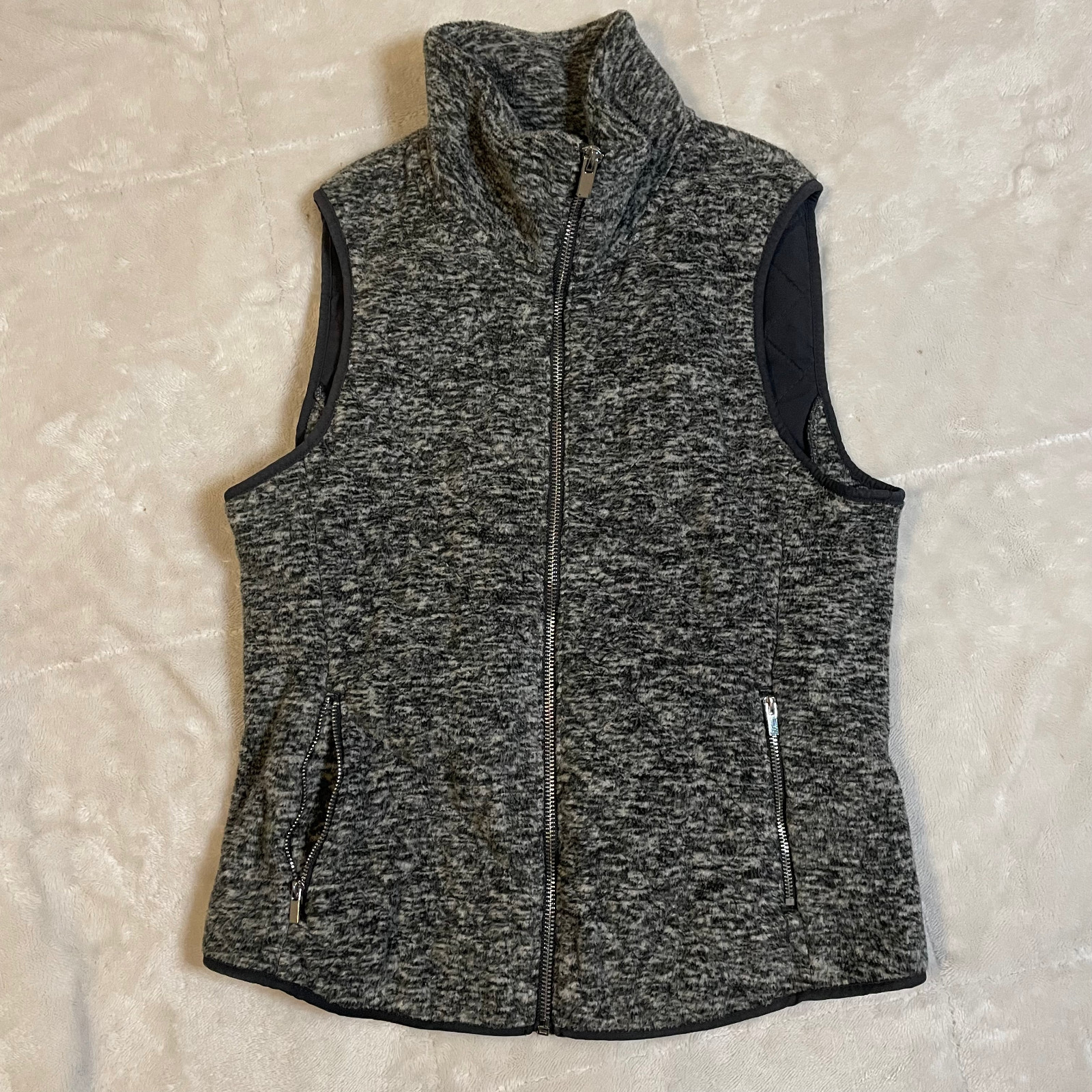 Abercrombie & Fitch Womens Soft Shell Fleece Quilted Grey Zip Up Vest Size Small