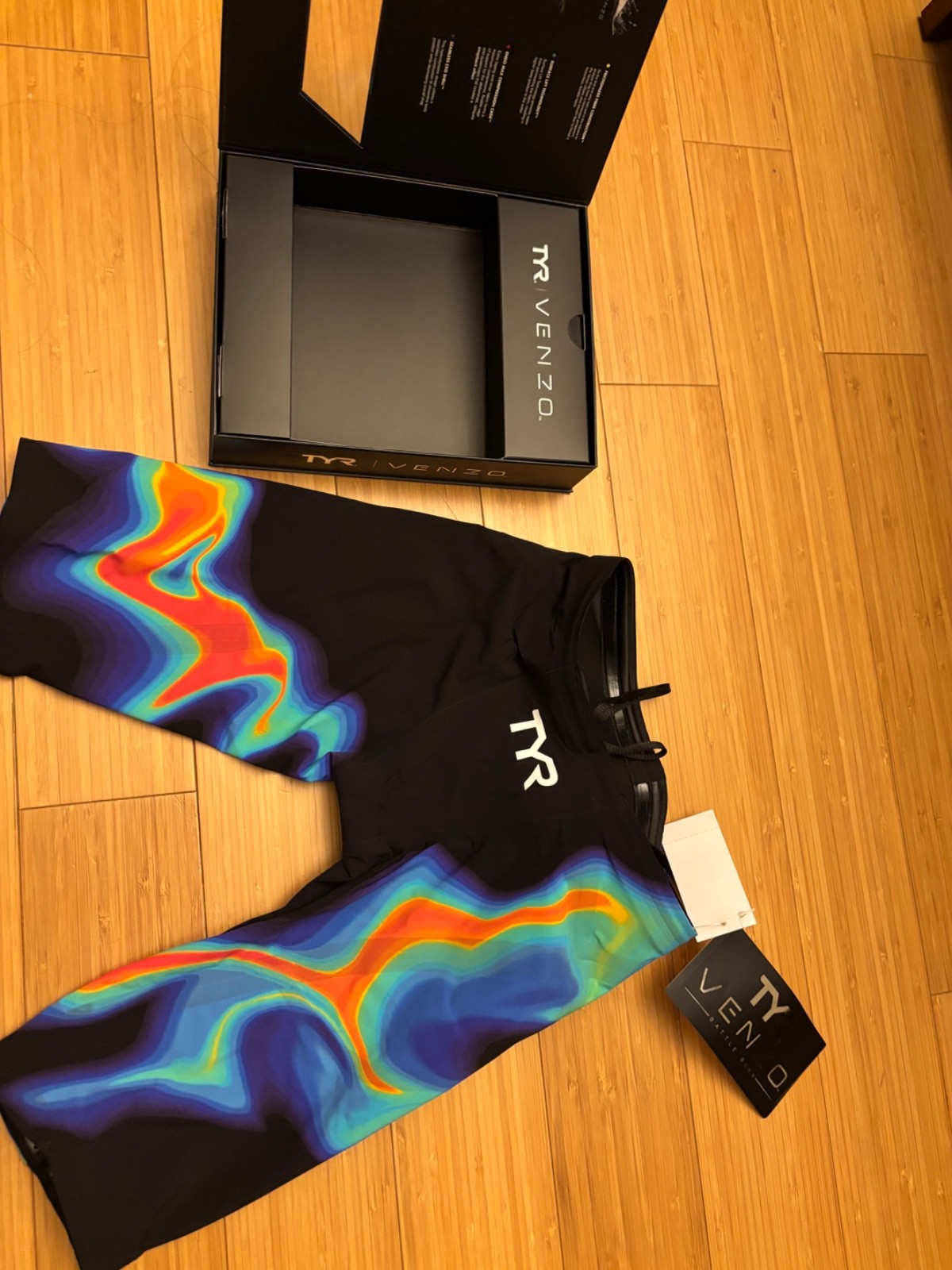 BRAND NEW Men’s Infared Size 25 TYR Venzo ORG/GRN and RED/TURQ/BLUE Available