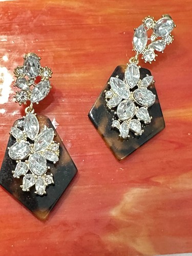 Clear Rhinestone Glass Pronged Chandelier Earrings Post Back Faux Tortoise 4134 - Picture 10 of 10