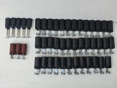 Lot de 46 douilles E14 pour fausses bougies - Photo 1/4