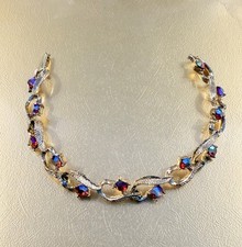 Delicate Vintage Red AB Rhinestone Gold Tone Scroll Leaf Link Bracelet