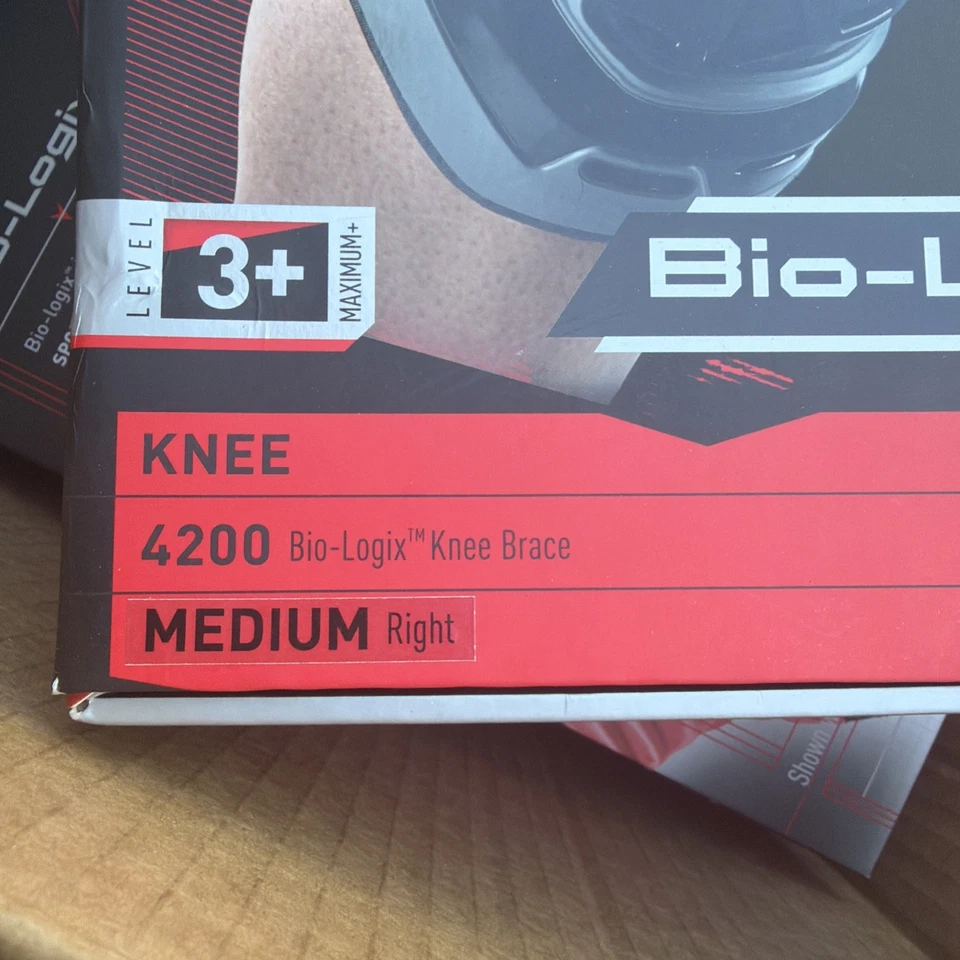 "Rodillera McDavid Elite 4200 Bio Logix nivel 3+ talla mediana derecha 13-14""" Foto 3 de 4