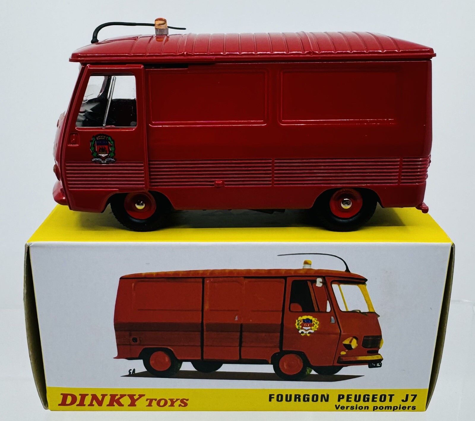 Dinky Toys Peugeot J7 Pompiers Atlas 570 P pour diorama et vitrine de collection