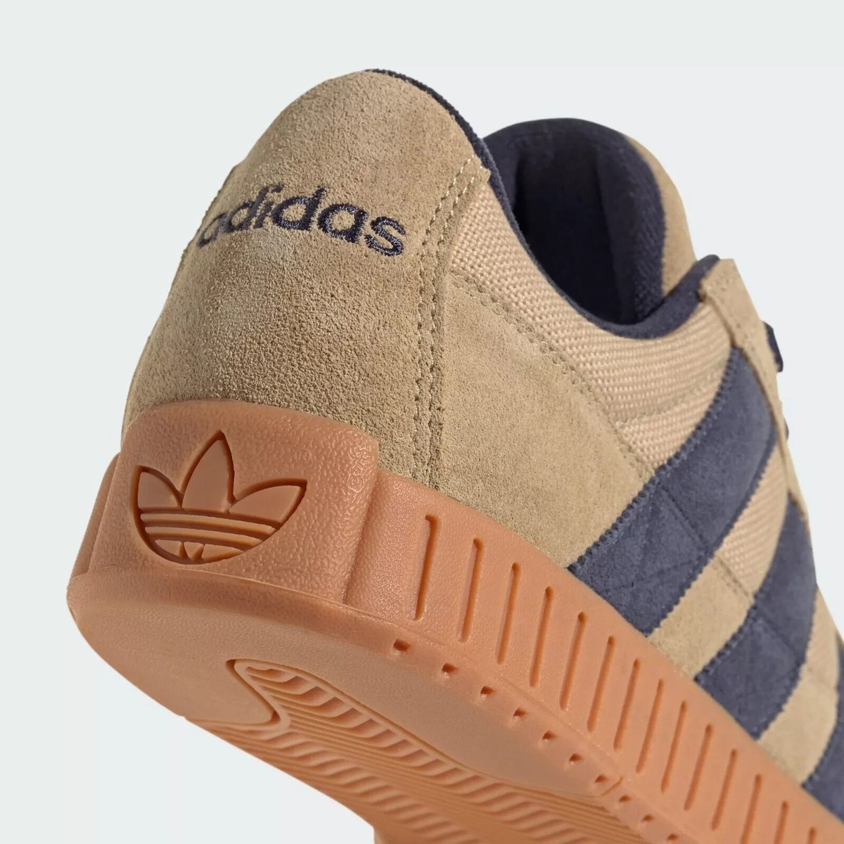 adidas Originals Lawsuit Linen Khaki / Shadow Navy ID3930