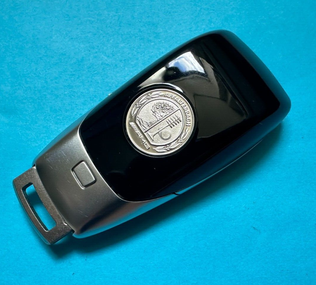 OEM 2018-2024 MERCEDES BENZ E53 E63 GT S SMART KEY REMOTE FOB IYZ