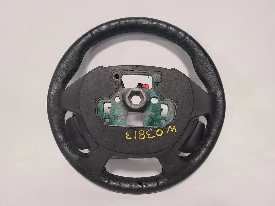 Volante usado se adapta a: Ford C-max 2015 grado A Foto 2 de 4