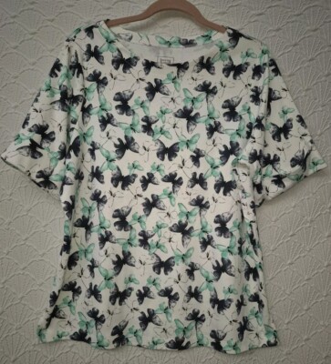 Womens Blouse Hasting & Smith 1X White With Cute Black And Green Butterflies 