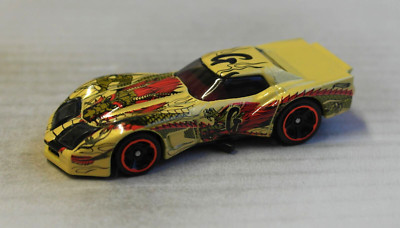 Hot Wheels 1976 Chevy Chevrolet Greenwood Corvette creme HW Sportwagen Auto ´76
