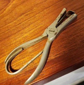 Rare antique ca. 1900 Antique 1902 L. A. Sayre & Son Newark N. J. hole puncher