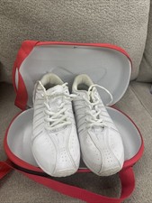 nfinity cheer shoes Size 7.5 With Case