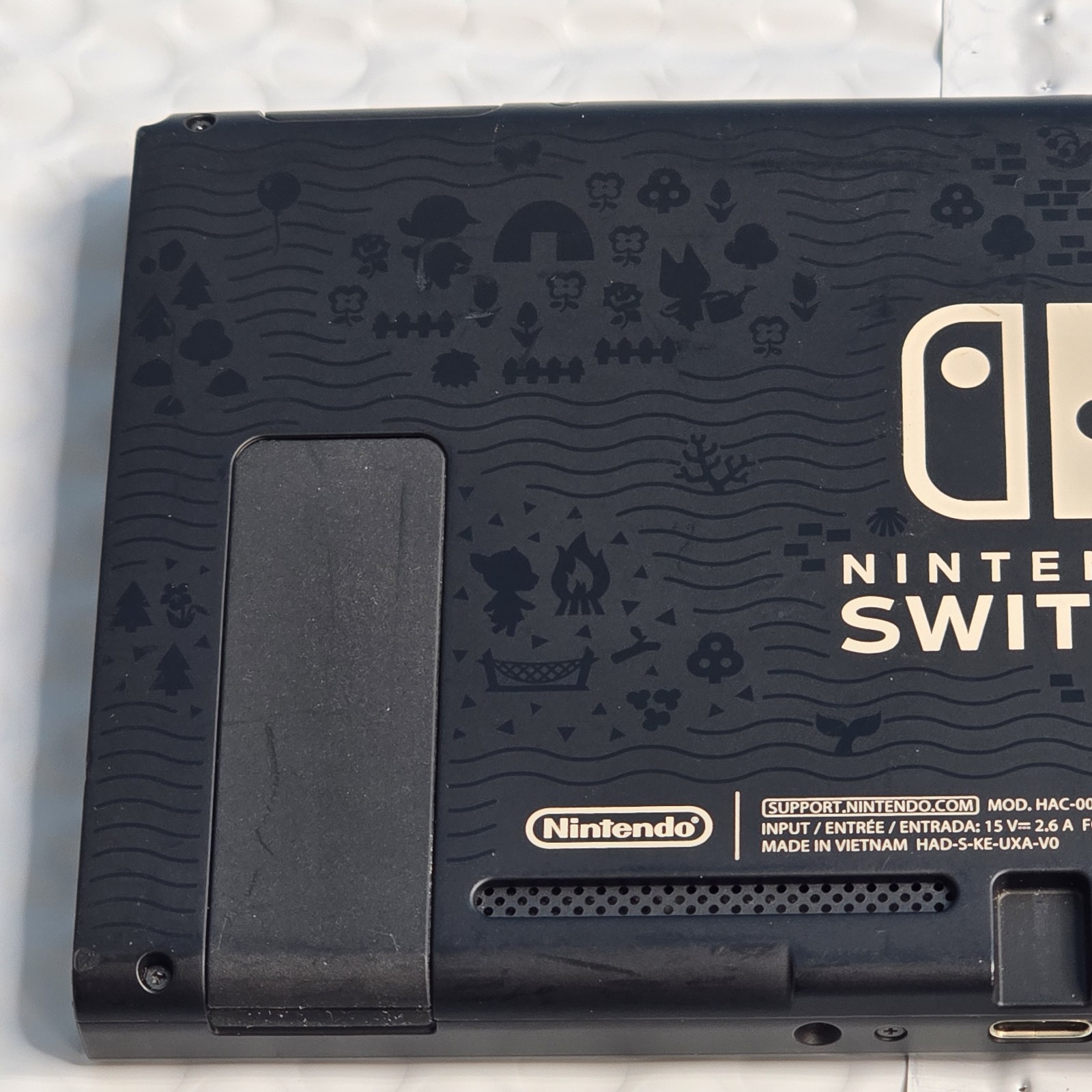 Nintendo Switch - Animal Crossing: New Horizon Limited *Console ONLY*