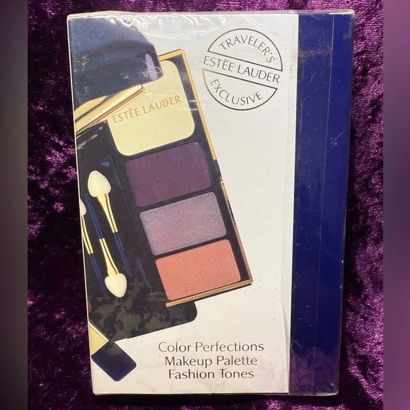 Estee Lauder Makeup Palette Eyeshadow Travel Set Sealed Pressed Powder Blush NIB - Image 2 of 4