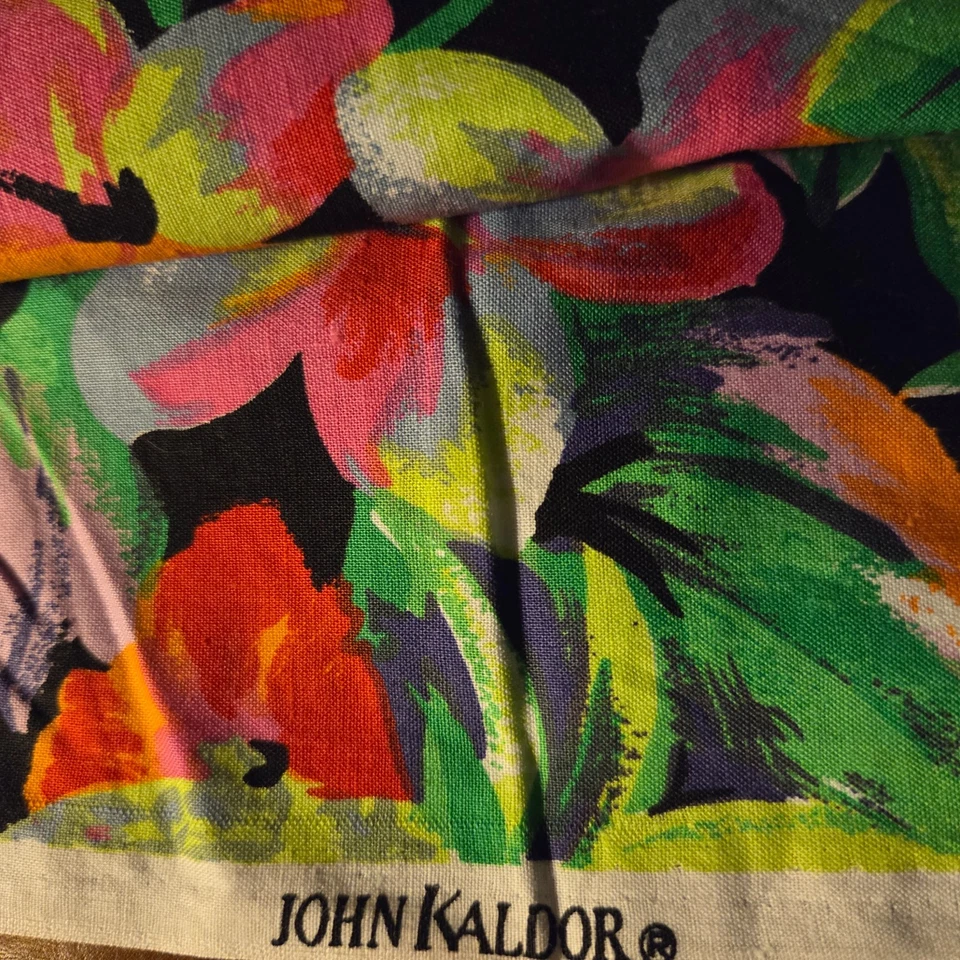 Tecido colorido tropical Flórida Havaí 3 jardas de John Kaldor vendido por jarda - Imagem 4 de 4