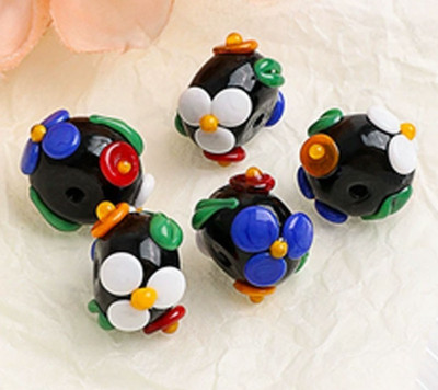 20pcs handmade Lampwork glass round Beads White Blue Flower on Black 10*16mm